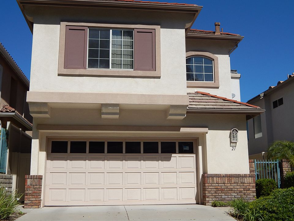 1st image of 1129 W Capitol Dr Unit 21