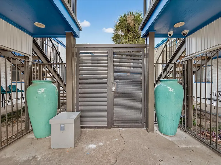 2020 Huldy St #10 — Photo 3