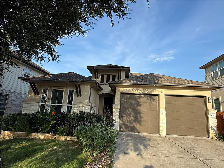 14716 Iveans Way — Photo 3