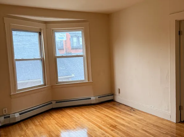 157 Winter St #8, Haverhill, MA 01830
