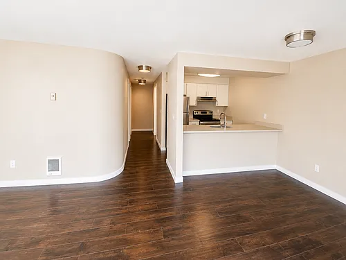 Floor plan 204
