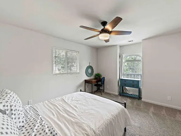 570 Guadalupe Dr — Photo 6