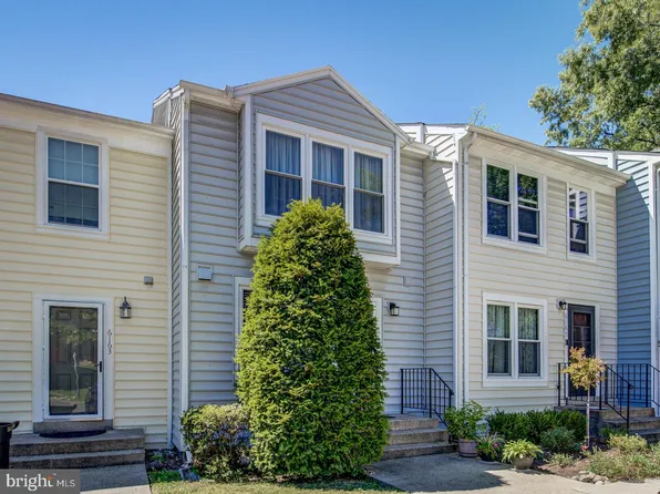 6165 Glen Eagles Ct #17, Falls Church, VA 22044