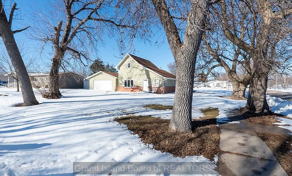 302 W Walnut St, Doniphan, NE 68832 Zillow