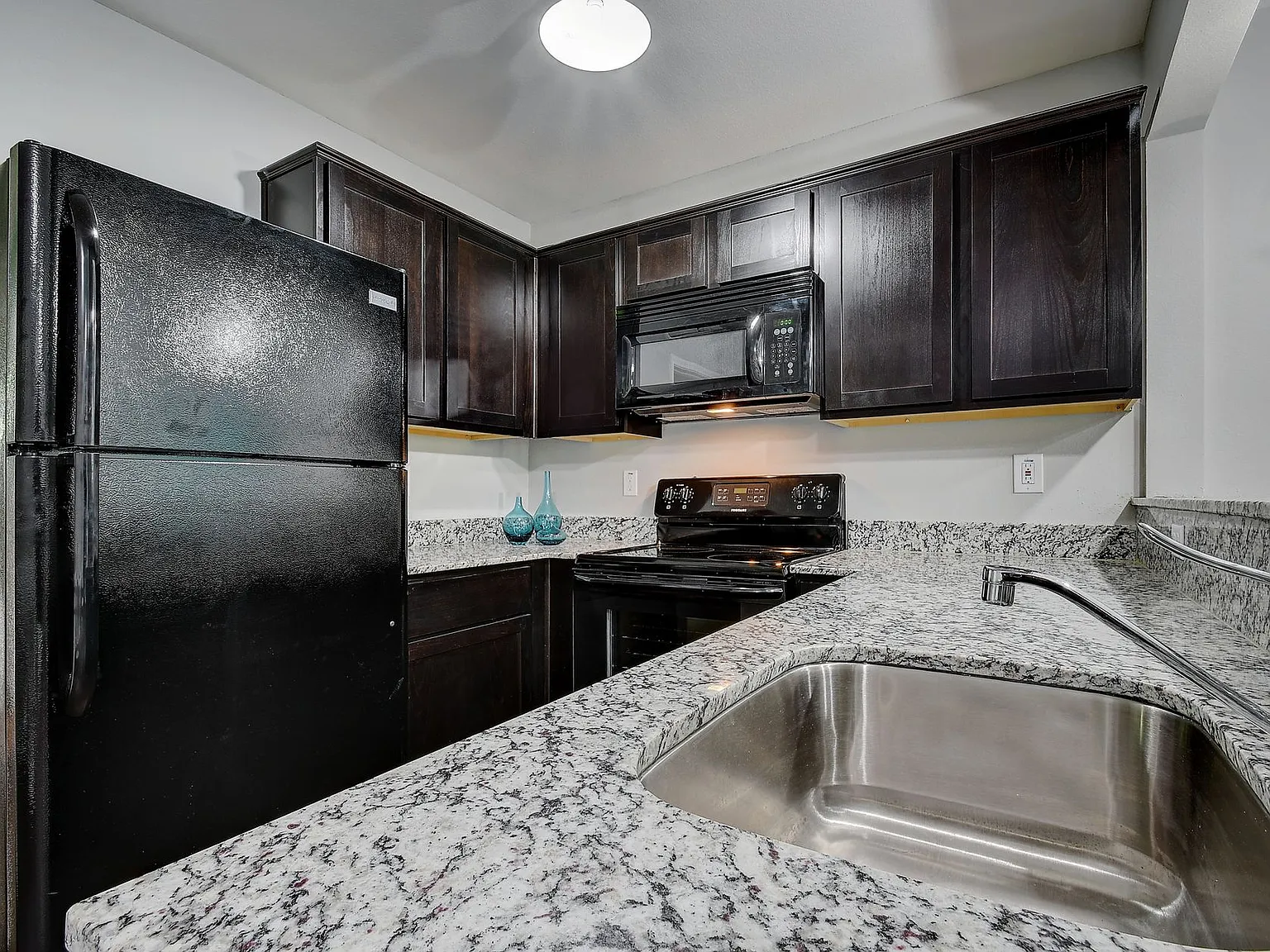 Harmon Square — Photo 1
