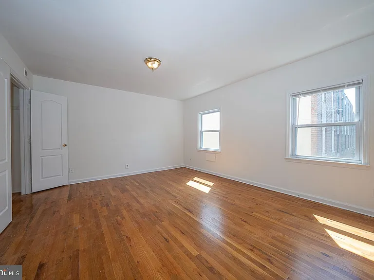 2822 Ogden St #A — Photo 13