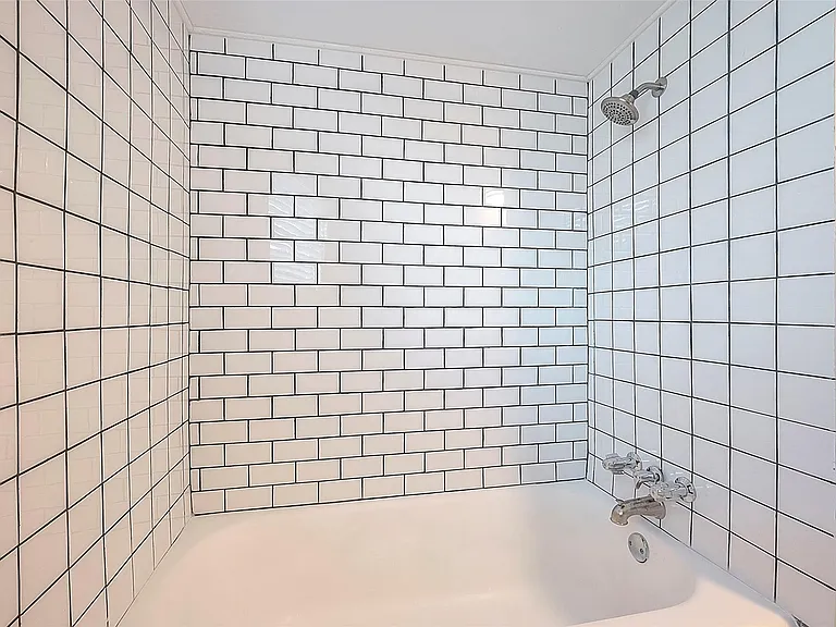 7810 Locke Ln — Photo 20