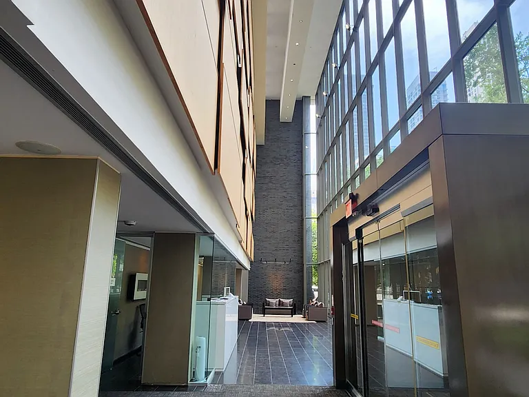 33 Charles St E #2507 — Photo 2