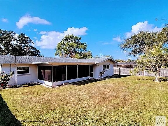 3rd image of 1531 Picardy Cir #2