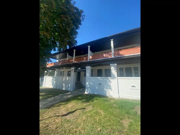 216 King St S #3, Waterloo, ON N2J 1R3