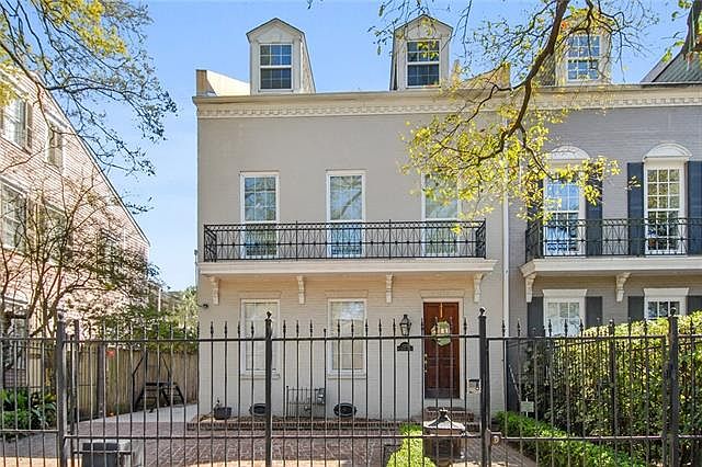 1st image of 3212 Saint Charles Ave