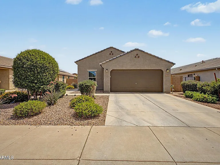 1779 E Elegante Dr — Photo 1