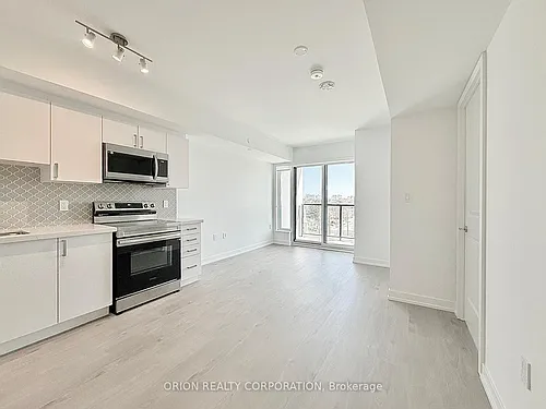 556 Marlee Ave #617 Photo 1
