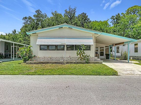 3rd image of 6747 Strawberry Dr