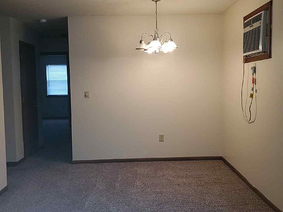 3rd image of 700 S Holden St #8