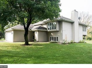 108 Pheasant Dr, Mankato, MN 56001