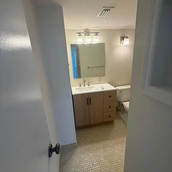925 N Halifax Ave — Photo 63