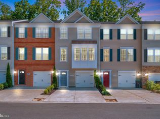 604 Golden Pear Ln, Fredericksburg, VA 22405