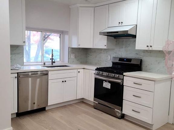 3rd image of 22462 Walnut Cir S #B