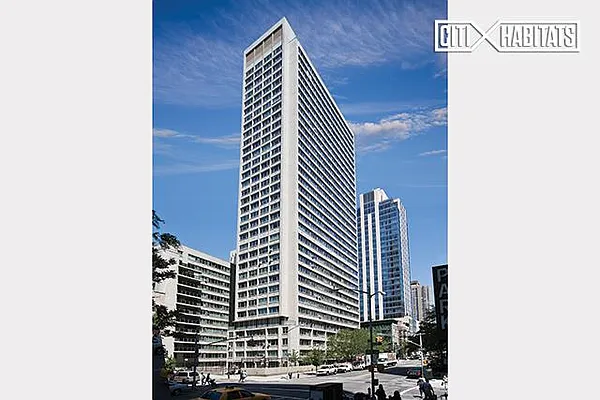 Rented by Citi Habitats | media 10