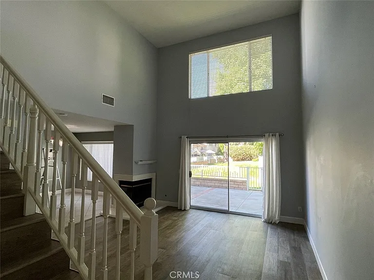 24305 Airporter Way — Photo 3
