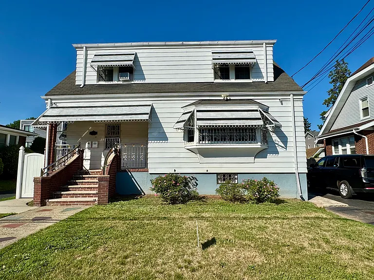28-32 Lenox Ave #1 — Photo 2