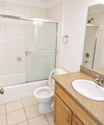 5th image of 367 Northgate Dr APT D