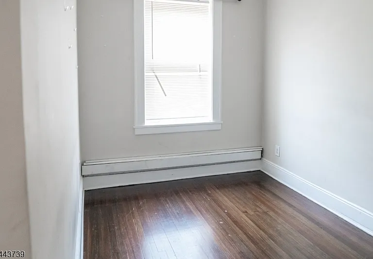 57 Glenridge Ave #2R — Photo 10