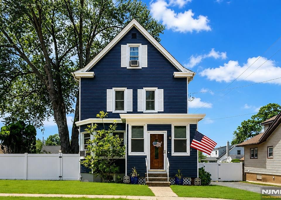 1st image of 82 Elizabeth Ave