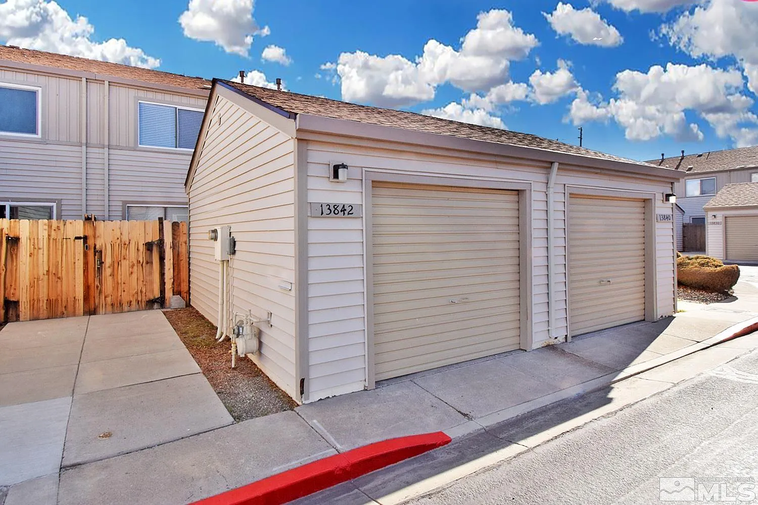 13842 Lear Blvd photo 1