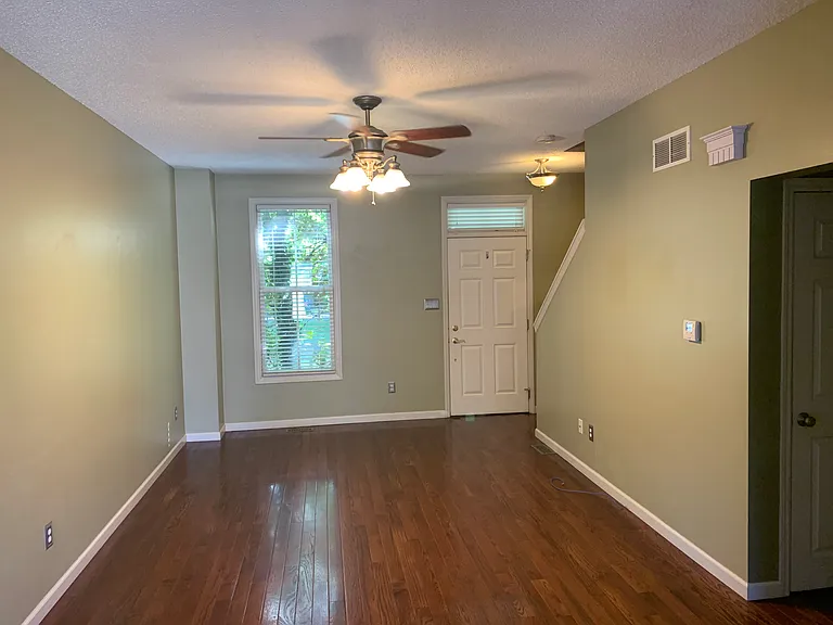 3584 N New Town Ave — Photo 7