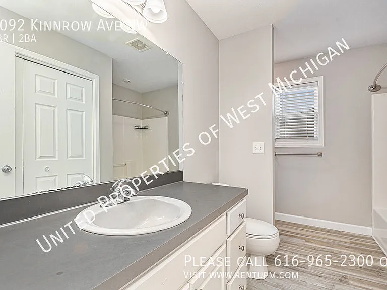 2092 Kinnrow Ave NW — Photo 14
