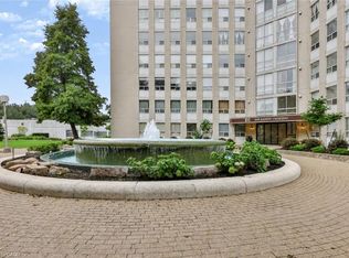 Place Iv Condos, Mississauga, ON L5A 4A1