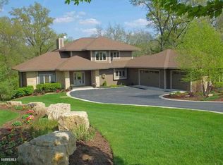 1 Woodgate Ln, Galena, IL 61036