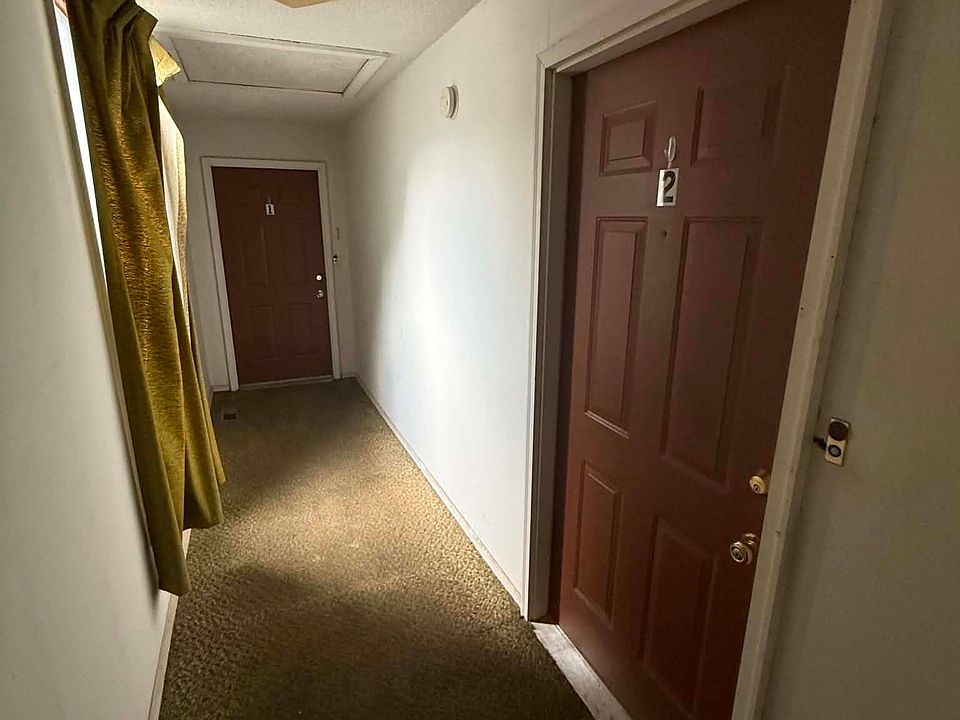 2nd image of 1227 Agency St