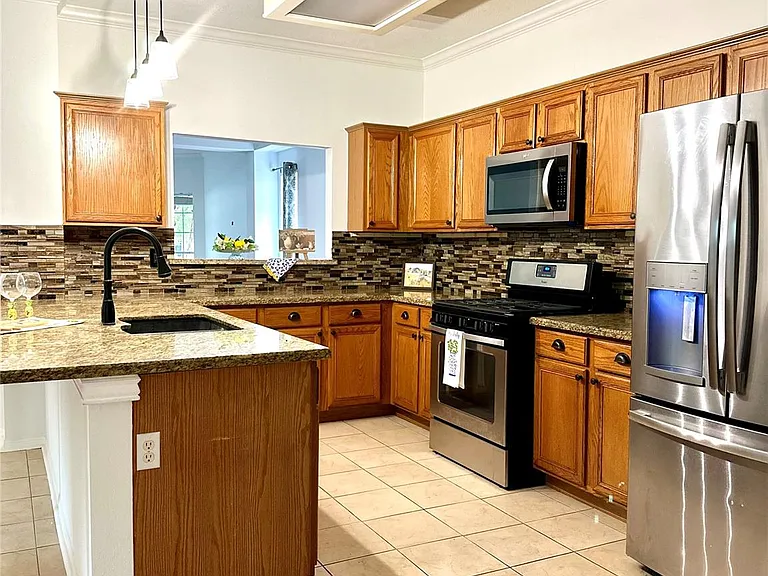 24914 Aughton Ct — Photo 12