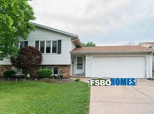 3505 35th St, Moline, IL 61265