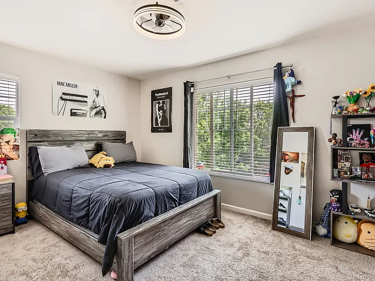 12125 Helena St — Photo 24