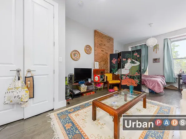 823 Hancock Street #3C, photo 3