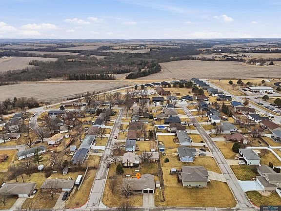 2nd image of 341 Elk Creek Rd