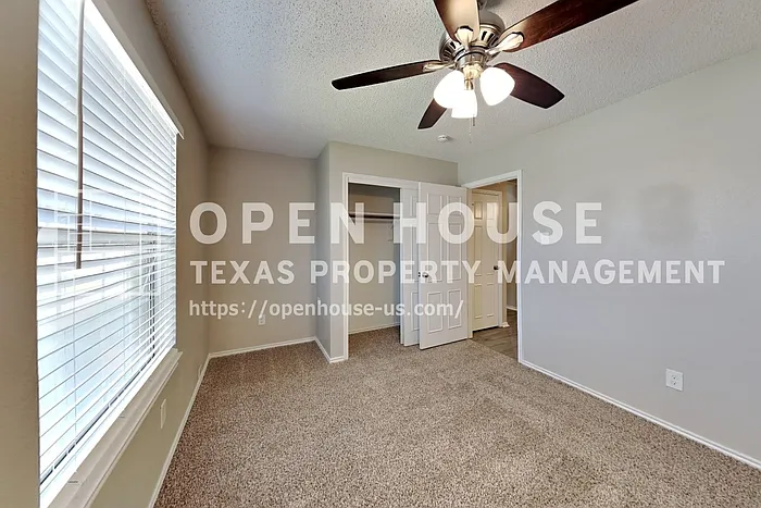 4207 Red Spruce Ln — Photo 12