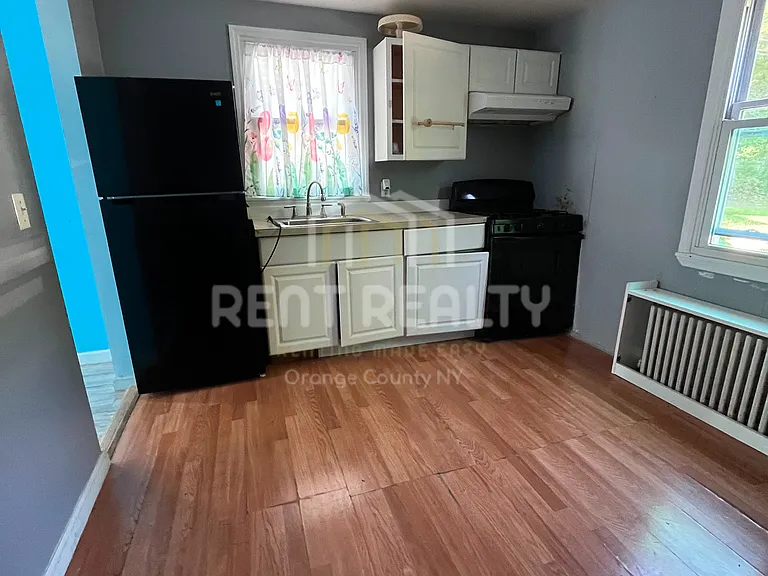 22 N Main St #2 — Photo 1