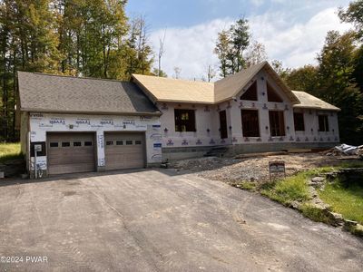 94 Reid Rd, Lake Ariel, PA, 18436