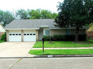 7414 Pierrepont Dr, Houston, TX 77040