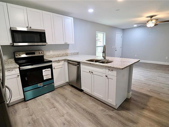 5th image of 1717 E Idell St