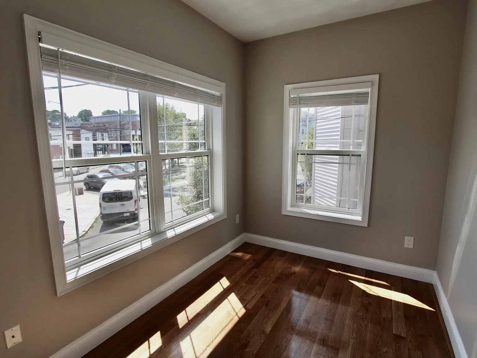9 Dehon Apartments — Photo 4