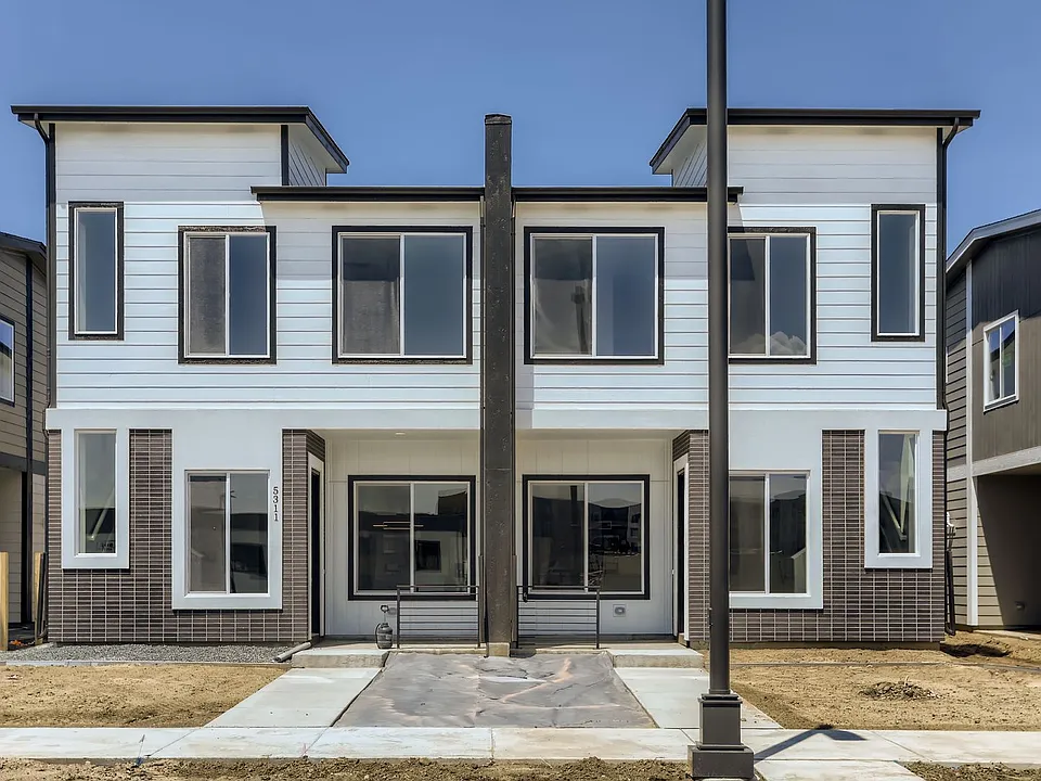5315 E 63rd Pl