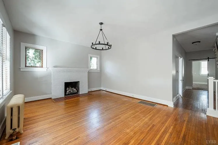 17 W Princeton Cir — Photo 3