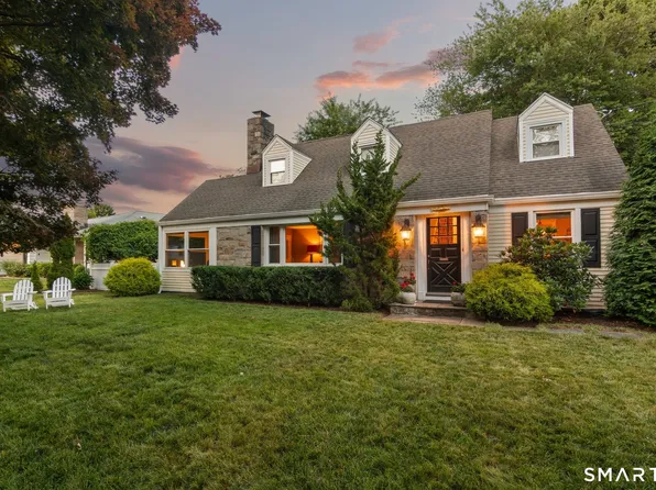 128 Soundview Court, Stamford, CT 06902