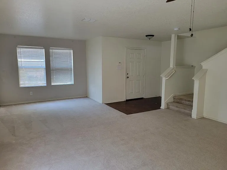 1423 Cap Ridge Peak — Photo 3